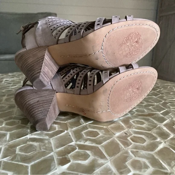 Vince Camuto Evalina Cone-Heel Dress Sandals in ‘dusty mink’ - Picture 9 of 10